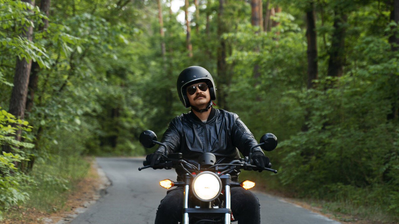 Ako jazdiť bezpečne na motorke